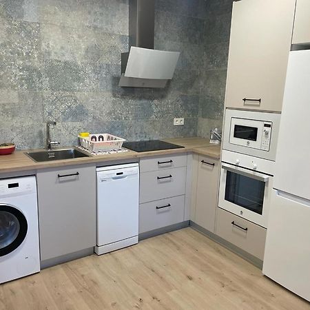 Apartamentos Gyc Vistas A Santo Domingo Леон Екстер'єр фото
